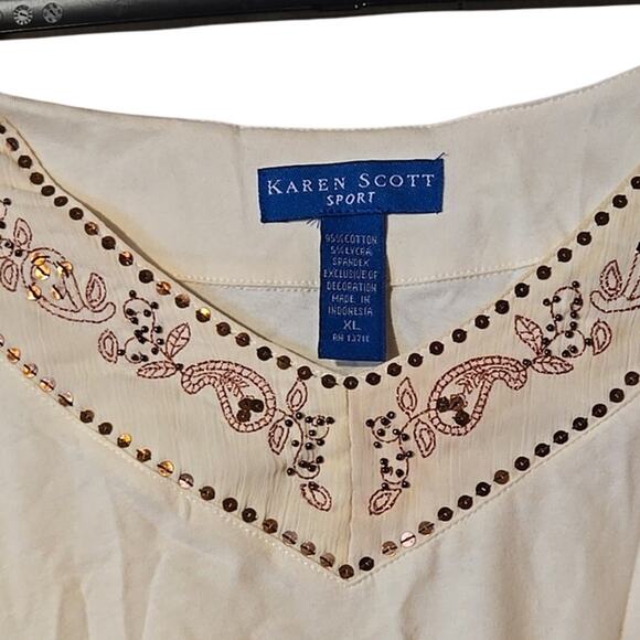 NWT Karen Scott Embroidered V-Neck Top | Size XL 0089 - Picture 4 of 9